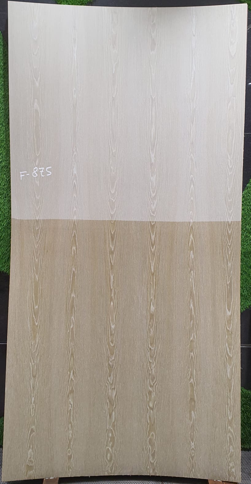 Cheddar Grey F875