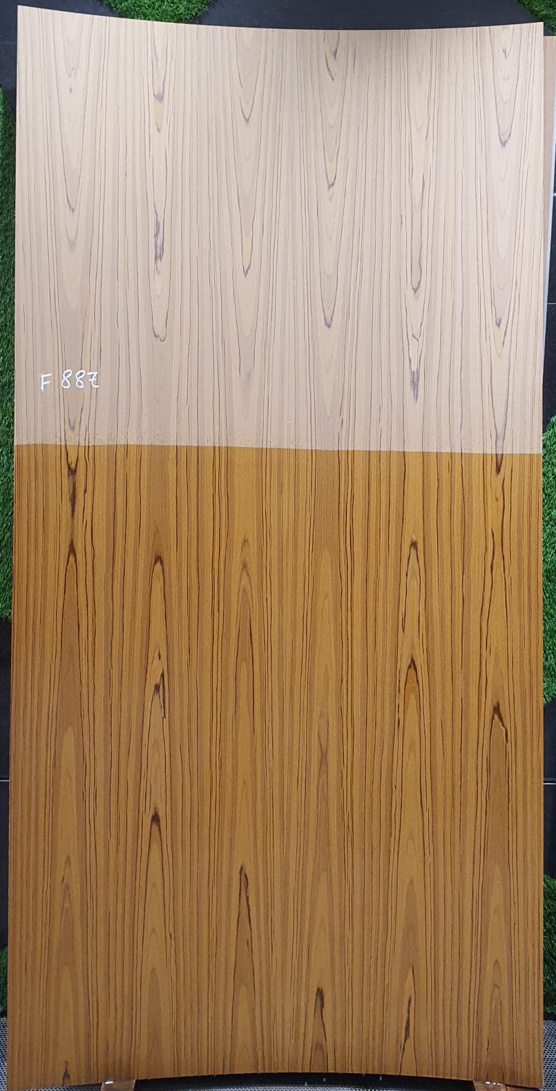 Colonial Teak Crown F887